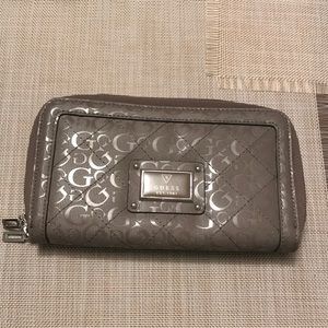 Guess wallet